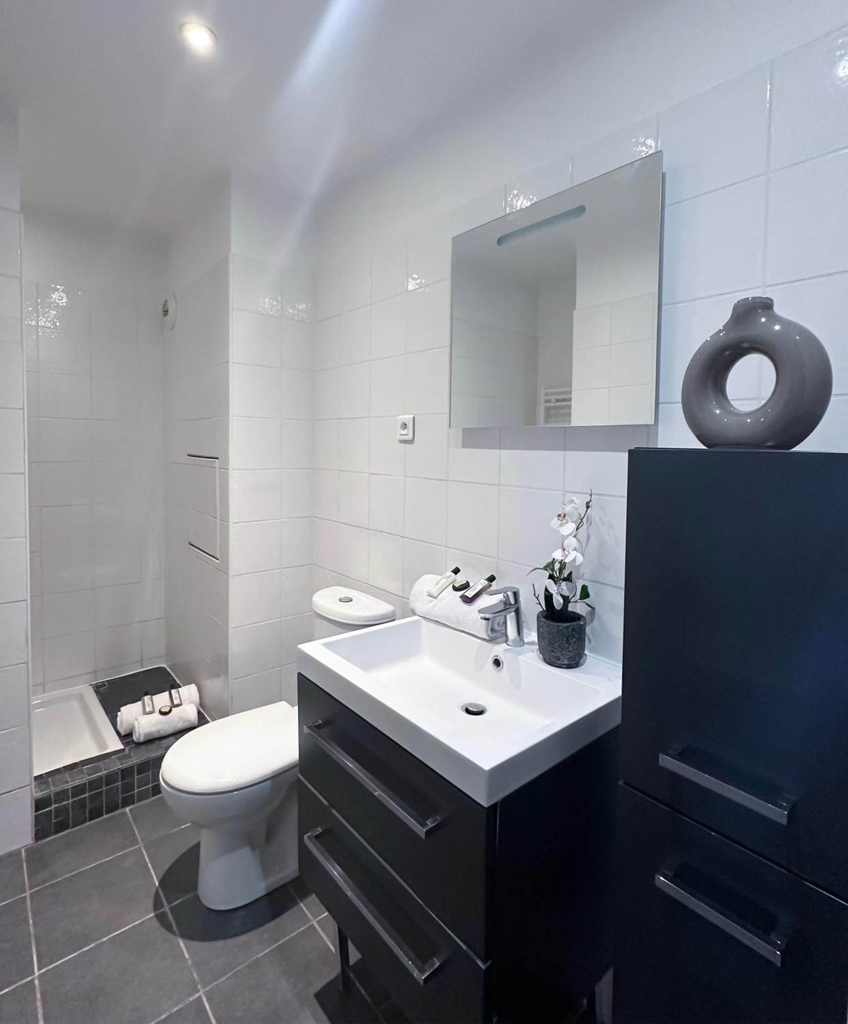 Beautiful Panoramic Terraced Studio In Paris Ngoại thất bức ảnh